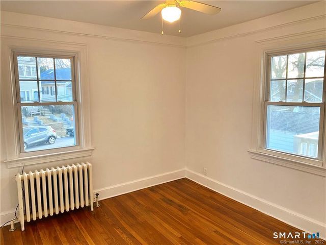 43 Mohegan Avenue 2, Stamford, CT 06902