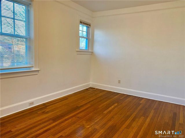 43 Mohegan Avenue 2, Stamford, CT 06902