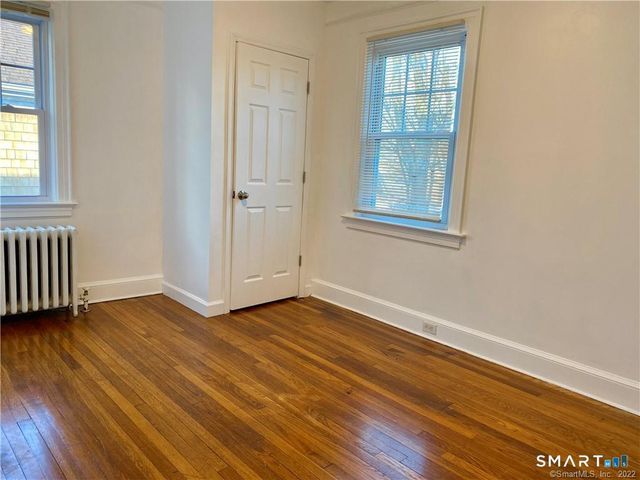 43 Mohegan Avenue 2, Stamford, CT 06902