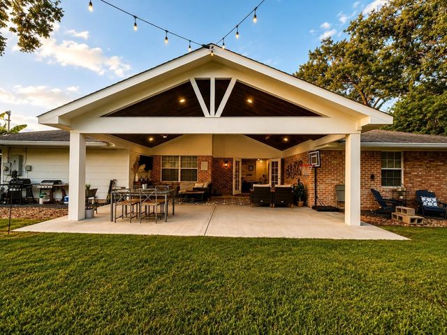 5007 Willowbend Boulevard, Houston, TX 77035