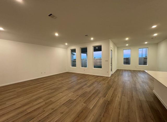 8211 Holly Blue Drive, Rosharon, TX 77583