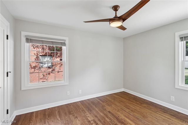 1073 Hereford Road, Cleveland Heights, OH 44112