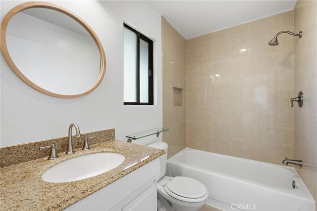 8675 Falmouth 221, Playa Del Rey, CA 90293