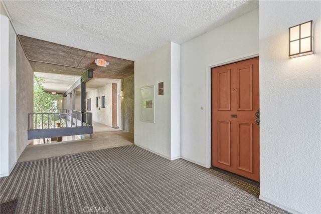 8675 Falmouth 221, Playa Del Rey, CA 90293