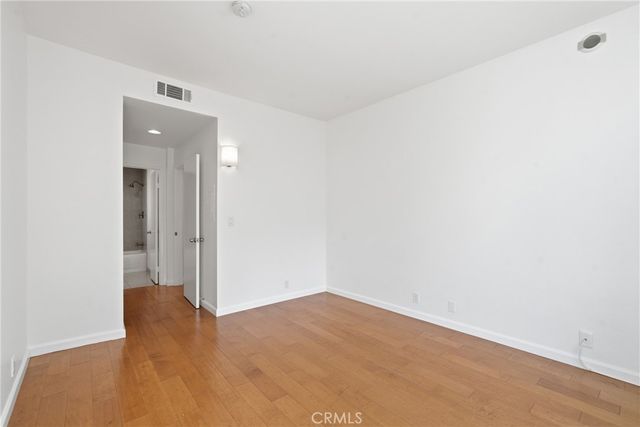 8675 Falmouth 221, Playa Del Rey, CA 90293