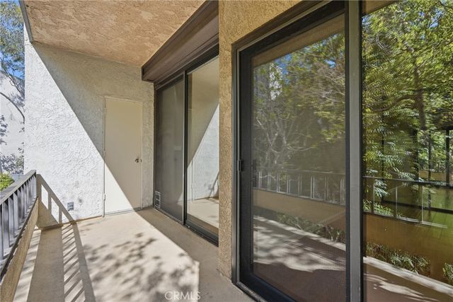8675 Falmouth 221, Playa Del Rey, CA 90293