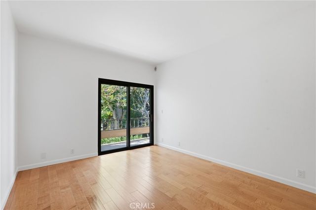 8675 Falmouth 221, Playa Del Rey, CA 90293