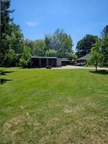 122 N Sherman Street, Howard City, MI 49329