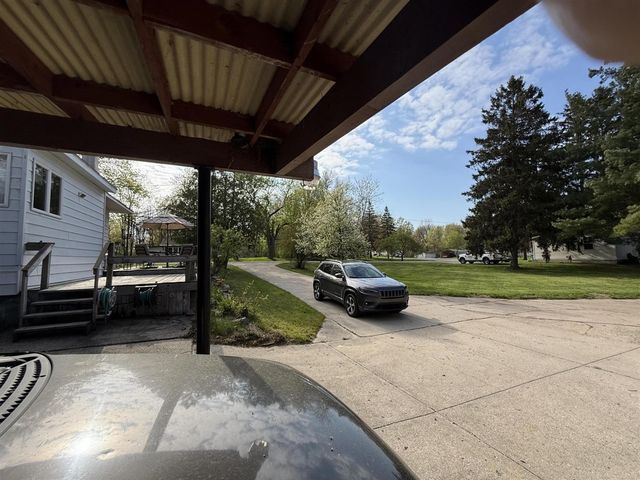 122 N Sherman Street, Howard City, MI 49329