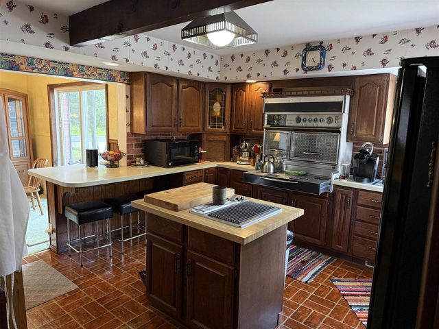 122 N Sherman Street, Howard City, MI 49329