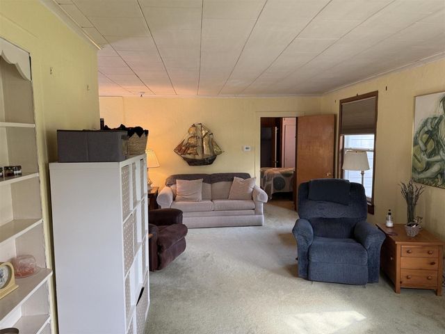 122 N Sherman Street, Howard City, MI 49329