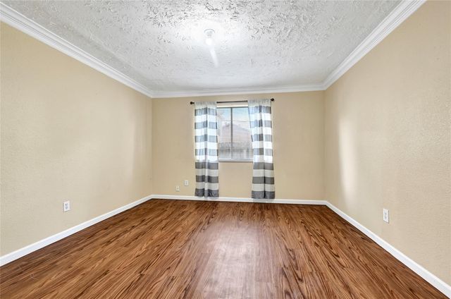 8639 Pearl Point Street, Houston, TX 77044