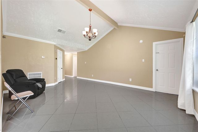 8639 Pearl Point Street, Houston, TX 77044