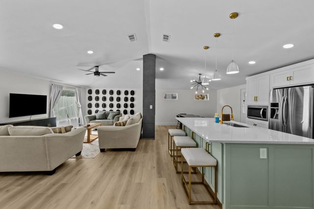 5417 Vicki Street, Haltom City, TX 76117