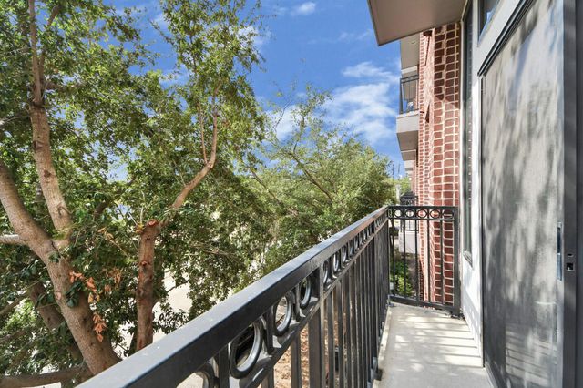 3800 Main Street 2.227, Houston, TX 77002
