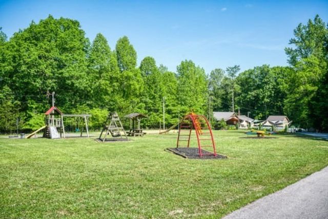 290 Spring Circle, Smithville, TN 37166