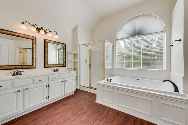 5313 Cambridge Court, Grapevine, TX 76051