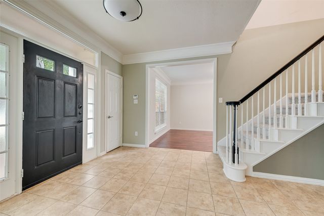 5313 Cambridge Court, Grapevine, TX 76051