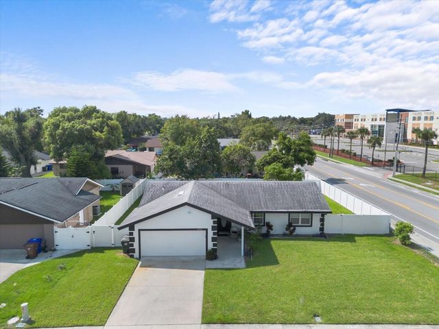 1916 HUGHEY ST, Kissimmee, FL 34741