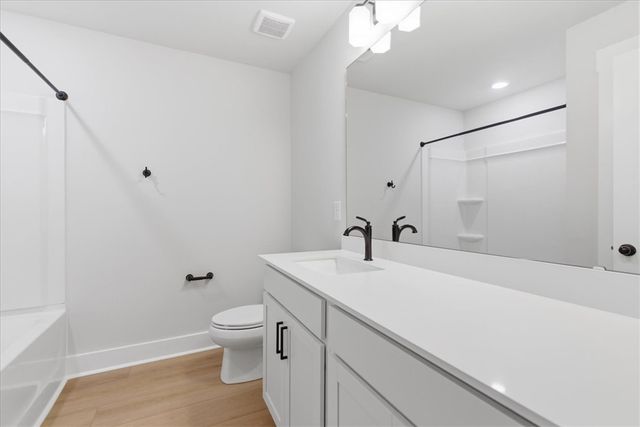 418 Crestcreek Drive, Anderson, SC 29621