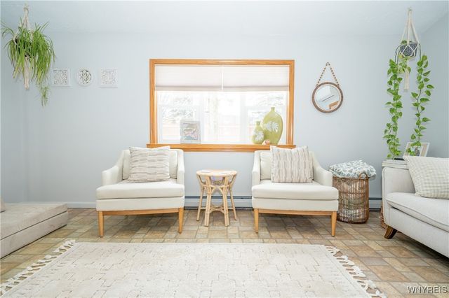 28 Brookwood Drive, Hamburg, NY 14075