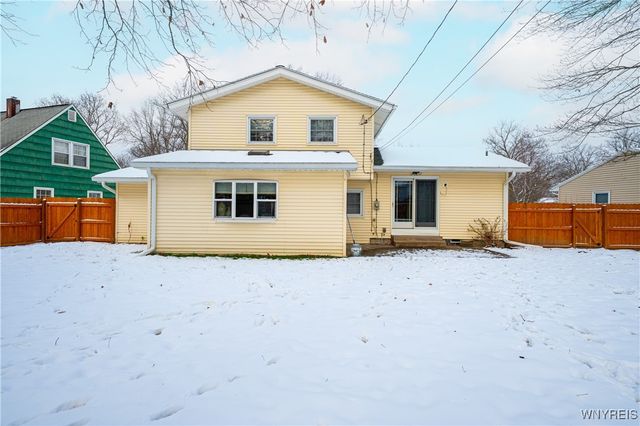 28 Brookwood Drive, Hamburg, NY 14075