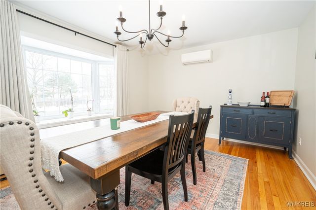 28 Brookwood Drive, Hamburg, NY 14075