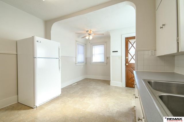 2958 N 53 Street, Lincoln, NE 68504