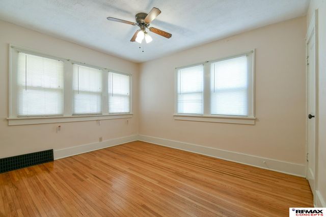 2958 N 53 Street, Lincoln, NE 68504