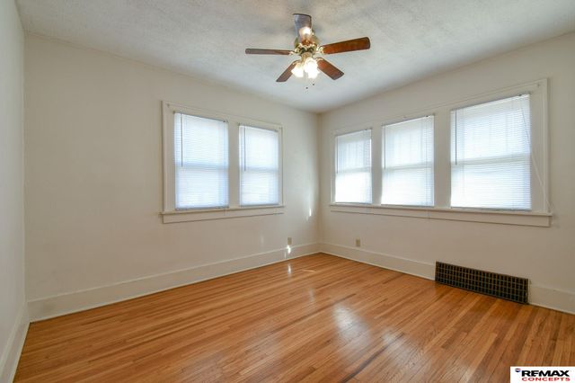 2958 N 53 Street, Lincoln, NE 68504