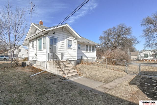 2958 N 53 Street, Lincoln, NE 68504