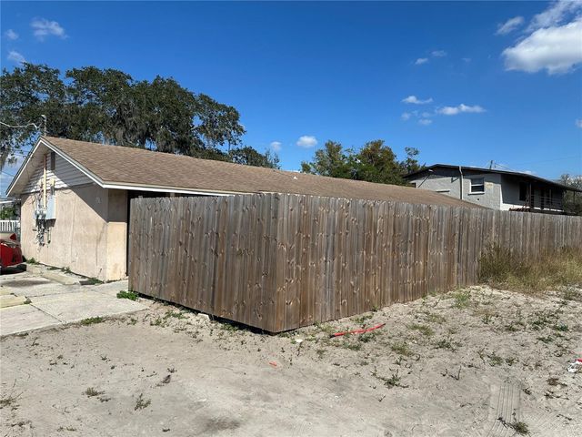 2438 NE 5TH STREET NE, Winter Haven, FL 33881