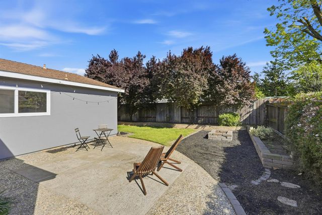 3324 Huntsman Dr, Sacramento, CA 95826