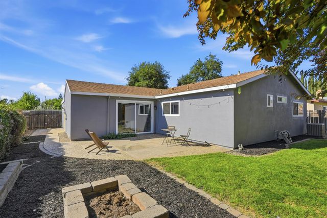 3324 Huntsman Dr, Sacramento, CA 95826