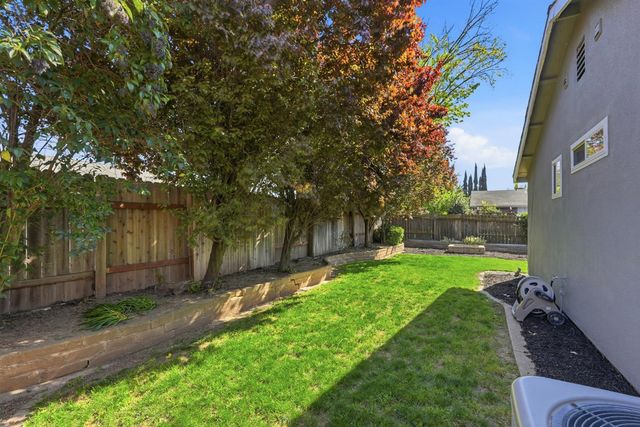 3324 Huntsman Dr, Sacramento, CA 95826