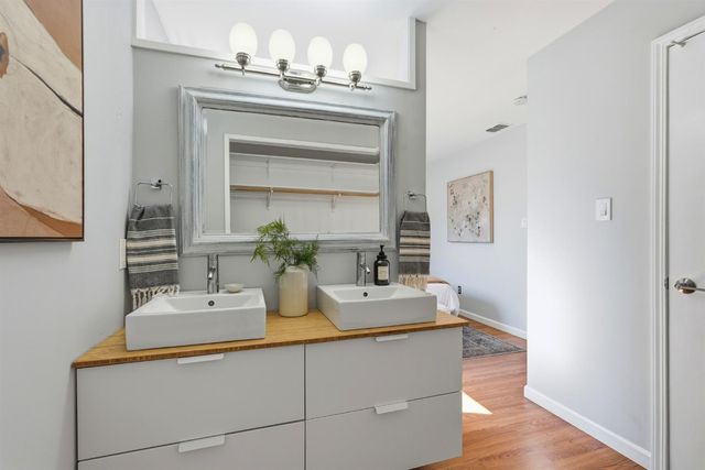 3324 Huntsman Dr, Sacramento, CA 95826