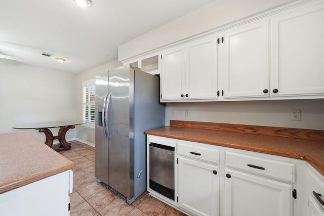 3009 Willow Run Drive, Conway, AR 72032