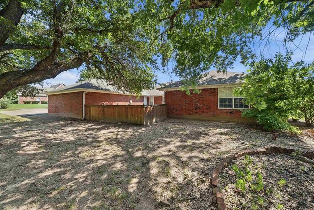 3009 Willow Run Drive, Conway, AR 72032