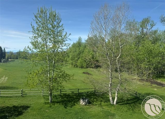 7543 Us Highway 212, Roberts, MT 59070