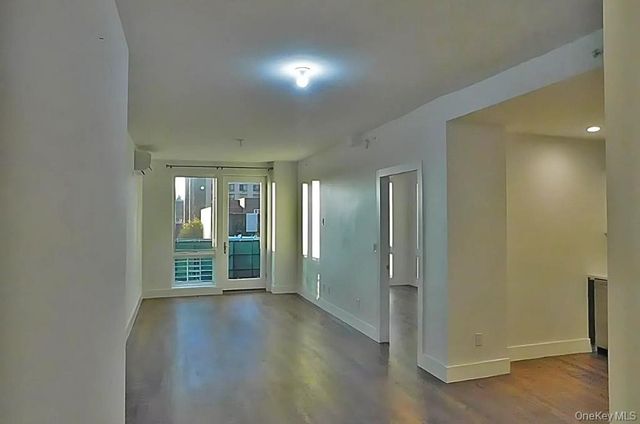 10919 72nd Road 6F, Forest Hills, NY 11375
