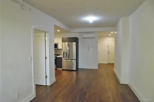 10919 72nd Road 6F, Forest Hills, NY 11375