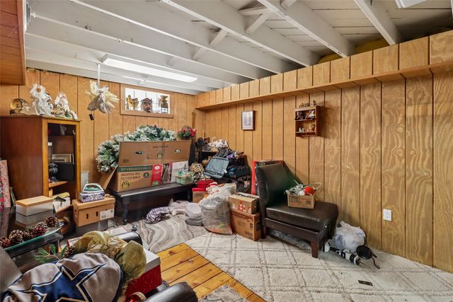 3835 E 8th Street, Des Moines, IA 50316