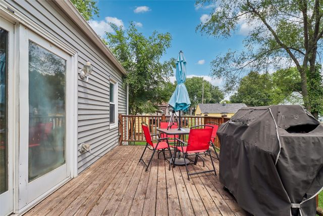 3835 E 8th Street, Des Moines, IA 50316