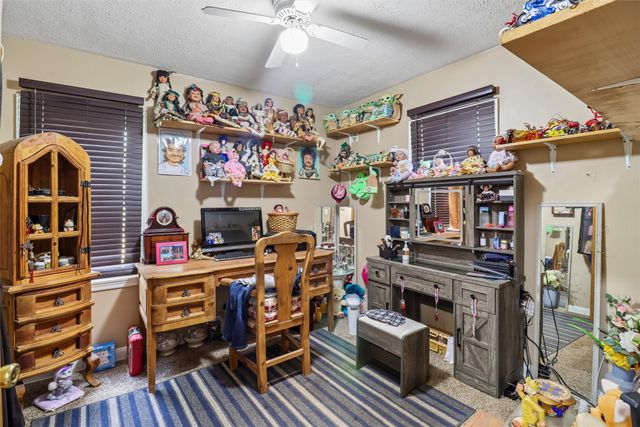 3835 E 8th Street, Des Moines, IA 50316
