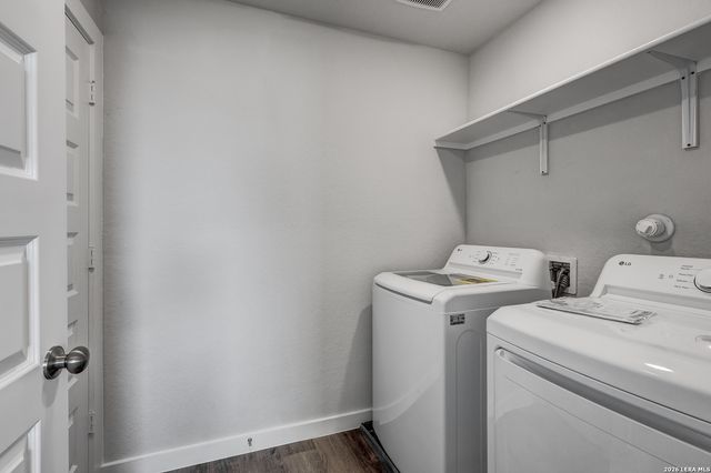 2323 Crisp Gln, San Antonio, TX 78224