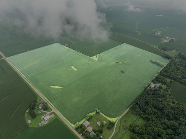 15570 2750 East Street, Princeton, IL 61356