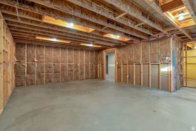 122 E COTTAGE CV, Saratoga Springs, UT 84045