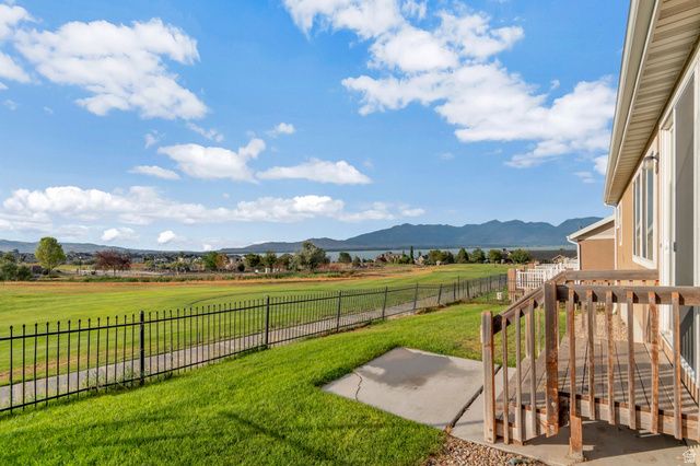 122 E COTTAGE CV, Saratoga Springs, UT 84045