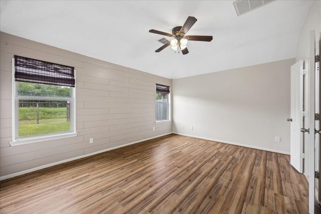 431 De Coster Boulevard, Alvin, TX 77511