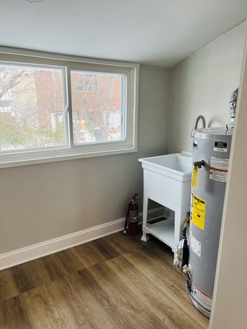 311 E 17th St, Columbia, TN 38401
